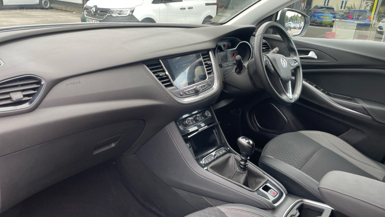 Vauxhall Grandland X 1.2 Turbo Tech Line Nav 5dr Petrol Hatchback